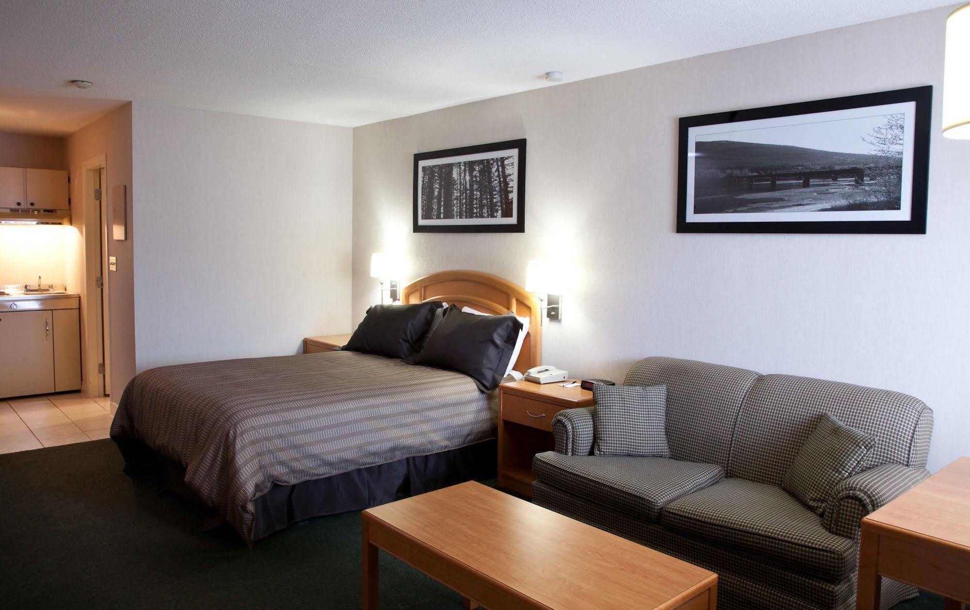 Sandman Hotel Ревелсток Экстерьер фото